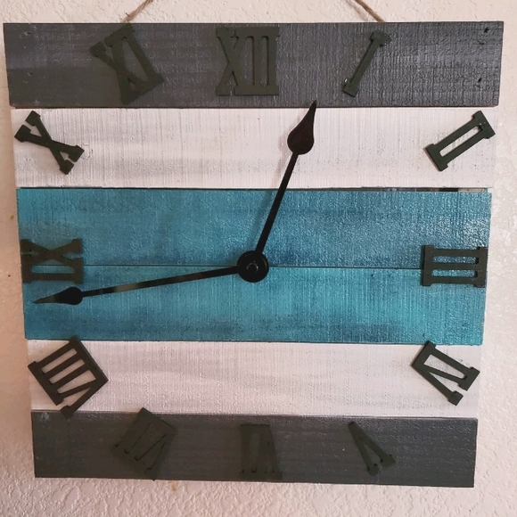 Clock 12 inch wood clock